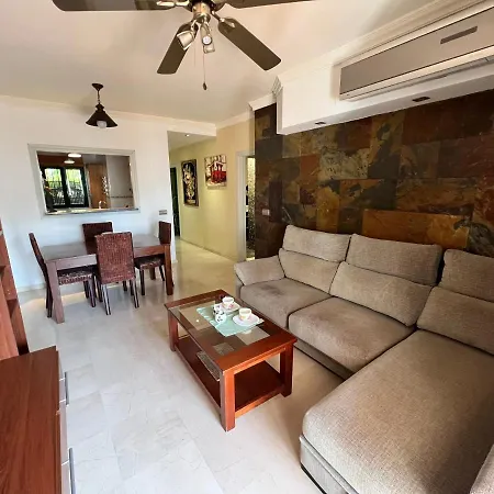 Luna Blanca Golf إِستيبونا