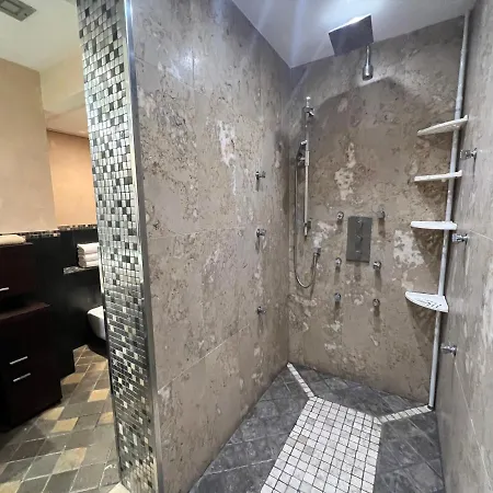 Luna Blanca Golf Apartment